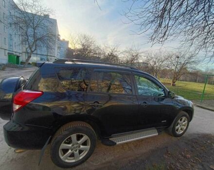 Черный Тойота РАВ 4, объемом двигателя 2.4 л и пробегом 270 тыс. км за 9700 $, фото 2 на Automoto.ua