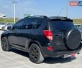 Чорний Тойота РАВ 4, об'ємом двигуна 2 л та пробігом 300 тис. км за 8290 $, фото 5 на Automoto.ua