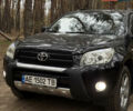 Чорний Тойота РАВ 4, об'ємом двигуна 2 л та пробігом 189 тис. км за 9500 $, фото 3 на Automoto.ua
