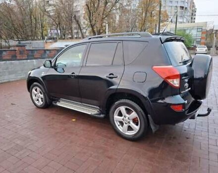 Черный Тойота РАВ 4, объемом двигателя 2.2 л и пробегом 250 тыс. км за 8300 $, фото 3 на Automoto.ua