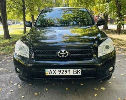 Чорний Тойота РАВ 4, об'ємом двигуна 2 л та пробігом 257 тис. км за 7999 $, фото 2 на Automoto.ua