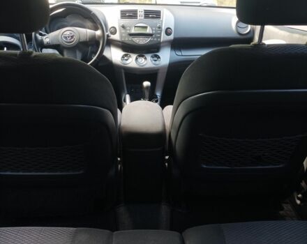Черный Тойота РАВ 4, объемом двигателя 2 л и пробегом 240 тыс. км за 10300 $, фото 12 на Automoto.ua