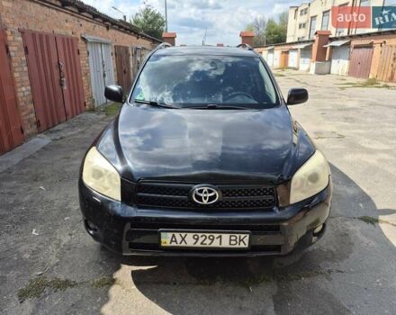 Чорний Тойота РАВ 4, об'ємом двигуна 2 л та пробігом 257 тис. км за 7500 $, фото 4 на Automoto.ua