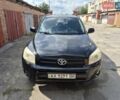Чорний Тойота РАВ 4, об'ємом двигуна 2 л та пробігом 257 тис. км за 7500 $, фото 4 на Automoto.ua