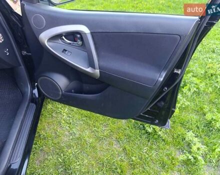 Черный Тойота РАВ 4, объемом двигателя 2.23 л и пробегом 330 тыс. км за 8200 $, фото 19 на Automoto.ua