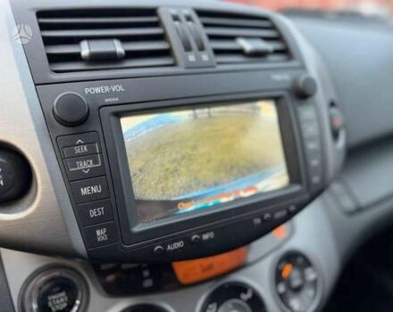 Черный Тойота РАВ 4, объемом двигателя 2.5 л и пробегом 271 тыс. км за 2913 $, фото 7 на Automoto.ua