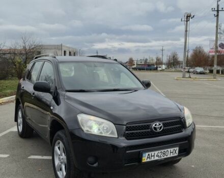 Черный Тойота РАВ 4, объемом двигателя 2 л и пробегом 173 тыс. км за 8999 $, фото 3 на Automoto.ua