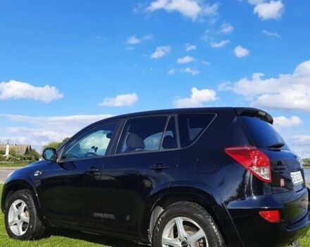 Черный Тойота РАВ 4, объемом двигателя 2.2 л и пробегом 209 тыс. км за 10500 $, фото 23 на Automoto.ua