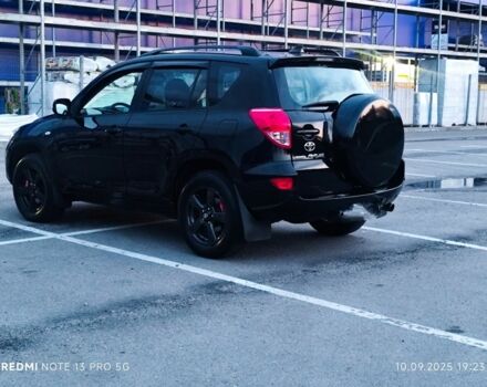 Черный Тойота РАВ 4, объемом двигателя 2 л и пробегом 149 тыс. км за 9490 $, фото 1 на Automoto.ua