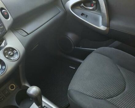 Черный Тойота РАВ 4, объемом двигателя 1.99 л и пробегом 313 тыс. км за 12000 $, фото 25 на Automoto.ua