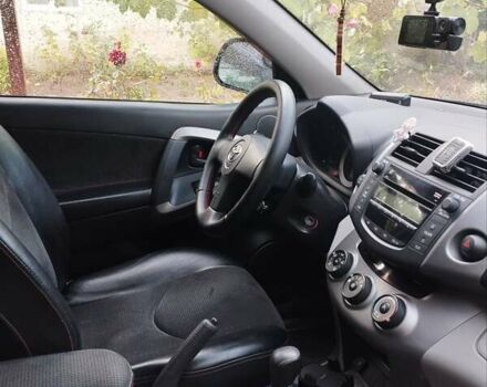 Чорний Тойота РАВ 4, об'ємом двигуна 2.36 л та пробігом 207 тис. км за 9200 $, фото 1 на Automoto.ua