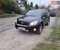 Чорний Тойота РАВ 4, об'ємом двигуна 2.2 л та пробігом 305 тис. км за 4250 $, фото 1 на Automoto.ua