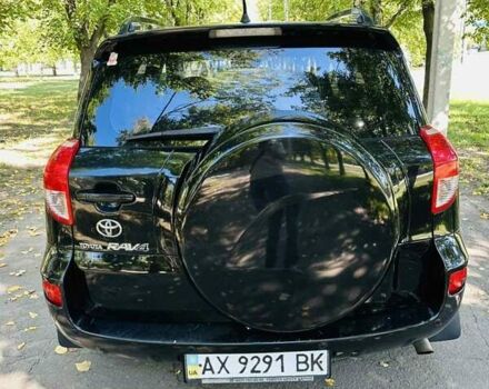 Чорний Тойота РАВ 4, об'ємом двигуна 2 л та пробігом 257 тис. км за 7999 $, фото 5 на Automoto.ua