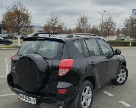 Черный Тойота РАВ 4, объемом двигателя 2 л и пробегом 173 тыс. км за 8999 $, фото 1 на Automoto.ua