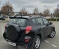 Черный Тойота РАВ 4, объемом двигателя 2 л и пробегом 173 тыс. км за 8999 $, фото 1 на Automoto.ua