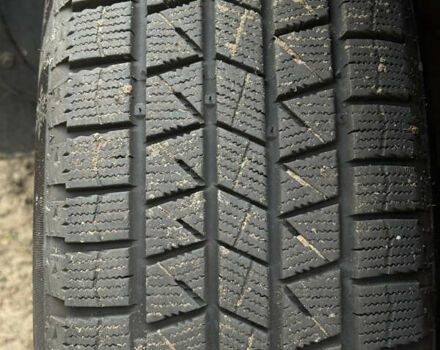 Чорний Тойота РАВ 4, об'ємом двигуна 2 л та пробігом 189 тис. км за 9500 $, фото 26 на Automoto.ua