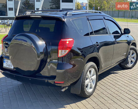 Черный Тойота РАВ 4, объемом двигателя 2.36 л и пробегом 254 тыс. км за 9700 $, фото 3 на Automoto.ua