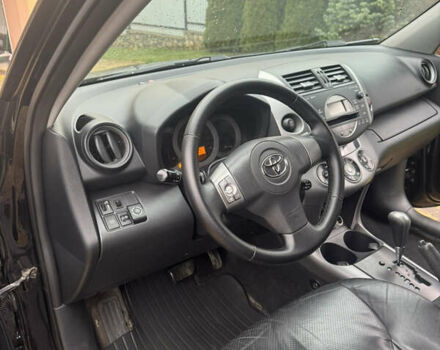 Черный Тойота РАВ 4, объемом двигателя 2 л и пробегом 230 тыс. км за 8500 $, фото 9 на Automoto.ua