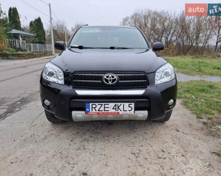 Чорний Тойота РАВ 4, об'ємом двигуна 2.2 л та пробігом 305 тис. км за 4250 $, фото 6 на Automoto.ua