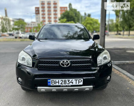 Чорний Тойота РАВ 4, об'ємом двигуна 2 л та пробігом 250 тис. км за 7400 $, фото 5 на Automoto.ua