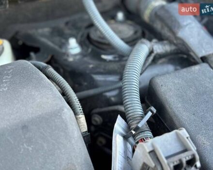 Черный Тойота РАВ 4, объемом двигателя 2.36 л и пробегом 192 тыс. км за 8999 $, фото 51 на Automoto.ua