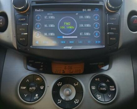 Черный Тойота РАВ 4, объемом двигателя 1.99 л и пробегом 313 тыс. км за 12000 $, фото 5 на Automoto.ua