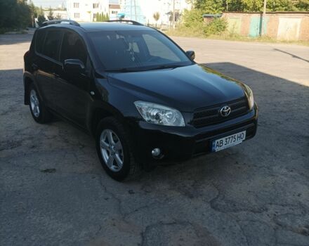 Черный Тойота РАВ 4, объемом двигателя 2 л и пробегом 240 тыс. км за 10300 $, фото 1 на Automoto.ua