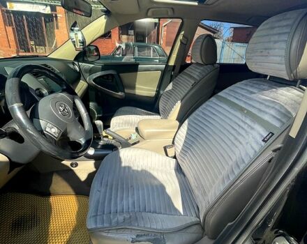 Черный Тойота РАВ 4, объемом двигателя 2.4 л и пробегом 240 тыс. км за 9600 $, фото 8 на Automoto.ua