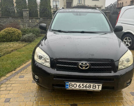Черный Тойота РАВ 4, объемом двигателя 2 л и пробегом 230 тыс. км за 8500 $, фото 1 на Automoto.ua