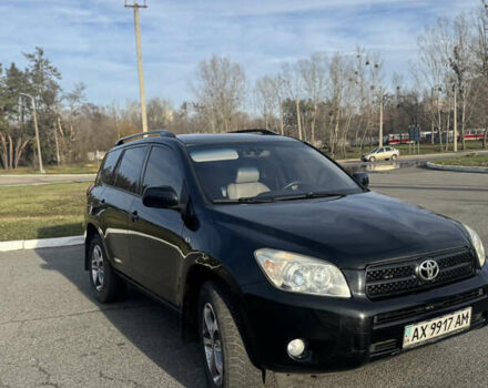 Чорний Тойота РАВ 4, об'ємом двигуна 2.36 л та пробігом 190 тис. км за 8600 $, фото 4 на Automoto.ua