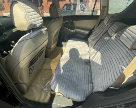 Тойота РАВ 4 2006 в Краматорске на Automoto.ua Черный Тойота РАВ 4, объемом двигателя 2.4 л и пробегом 240 тыс. км за 10700 $, фото 8 на Automoto.ua