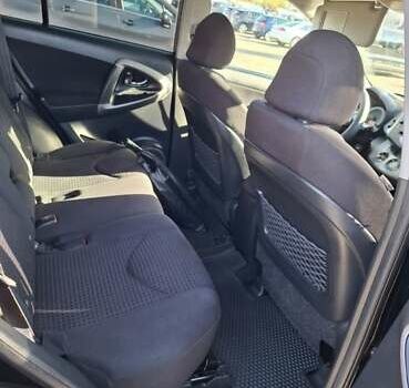 Черный Тойота РАВ 4, объемом двигателя 2.2 л и пробегом 250 тыс. км за 8300 $, фото 11 на Automoto.ua