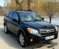 Чорний Тойота РАВ 4, об'ємом двигуна 2.4 л та пробігом 240 тис. км за 10000 $, фото 1 на Automoto.ua