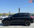 Чорний Тойота РАВ 4, об'ємом двигуна 2 л та пробігом 300 тис. км за 8290 $, фото 3 на Automoto.ua