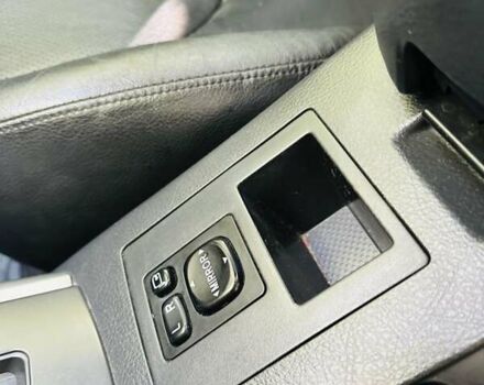 Чорний Тойота РАВ 4, об'ємом двигуна 2 л та пробігом 257 тис. км за 7999 $, фото 11 на Automoto.ua