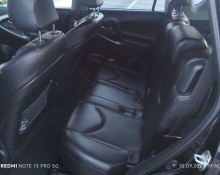 Черный Тойота РАВ 4, объемом двигателя 2 л и пробегом 149 тыс. км за 9490 $, фото 12 на Automoto.ua