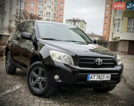 Черный Тойота РАВ 4, объемом двигателя 2.2 л и пробегом 220 тыс. км за 8750 $, фото 4 на Automoto.ua