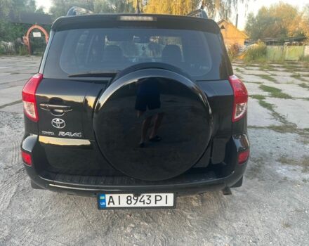 Чорний Тойота РАВ 4, об'ємом двигуна 2 л та пробігом 273 тис. км за 10500 $, фото 5 на Automoto.ua