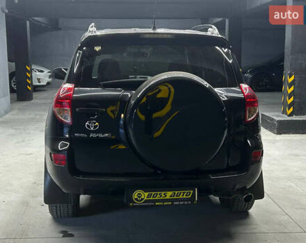Черный Тойота РАВ 4, объемом двигателя 2 л и пробегом 160 тыс. км за 10800 $, фото 4 на Automoto.ua