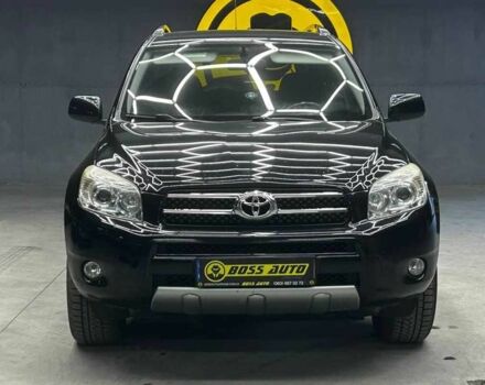Черный Тойота РАВ 4, объемом двигателя 2 л и пробегом 160 тыс. км за 10800 $, фото 1 на Automoto.ua