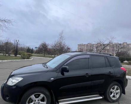 Черный Тойота РАВ 4, объемом двигателя 2 л и пробегом 248 тыс. км за 8700 $, фото 2 на Automoto.ua