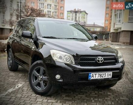 Черный Тойота РАВ 4, объемом двигателя 2.2 л и пробегом 220 тыс. км за 8750 $, фото 1 на Automoto.ua