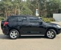 Черный Тойота РАВ 4, объемом двигателя 2 л и пробегом 250 тыс. км за 8900 $, фото 1 на Automoto.ua