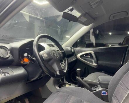 Черный Тойота РАВ 4, объемом двигателя 2 л и пробегом 160 тыс. км за 10800 $, фото 9 на Automoto.ua