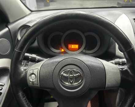 Черный Тойота РАВ 4, объемом двигателя 2 л и пробегом 160 тыс. км за 10800 $, фото 13 на Automoto.ua