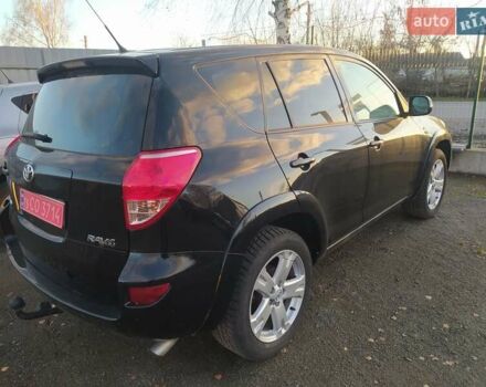 Черный Тойота РАВ 4, объемом двигателя 2.2 л и пробегом 244 тыс. км за 9400 $, фото 3 на Automoto.ua