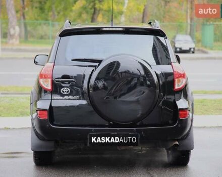 Черный Тойота РАВ 4, объемом двигателя 2.4 л и пробегом 138 тыс. км за 12500 $, фото 4 на Automoto.ua