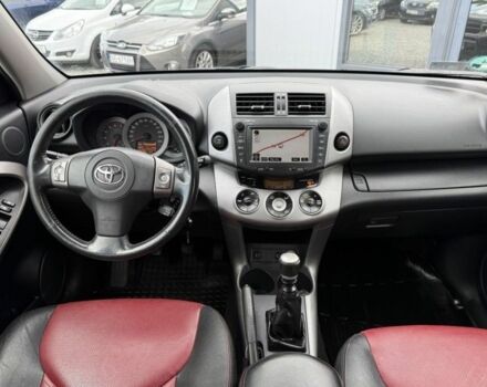 Черный Тойота РАВ 4, объемом двигателя 2.2 л и пробегом 260 тыс. км за 2650 $, фото 14 на Automoto.ua