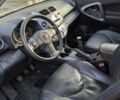 Чорний Тойота РАВ 4, об'ємом двигуна 2.2 л та пробігом 227 тис. км за 8500 $, фото 3 на Automoto.ua