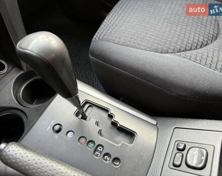 Тойота РАВ 4 2007 в Киеве на Automoto.ua Черный Тойота РАВ 4, объемом двигателя 2 л и пробегом 183 тыс. км за 10750 $, фото 34 на Automoto.ua